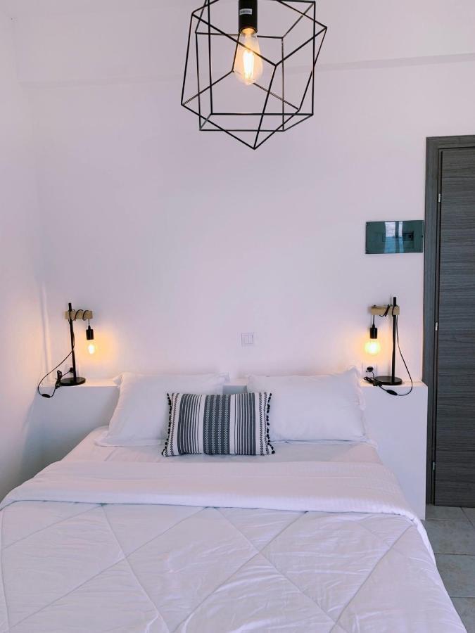 Alkyon Hotel ปาริเกีย ภายนอก รูปภาพ