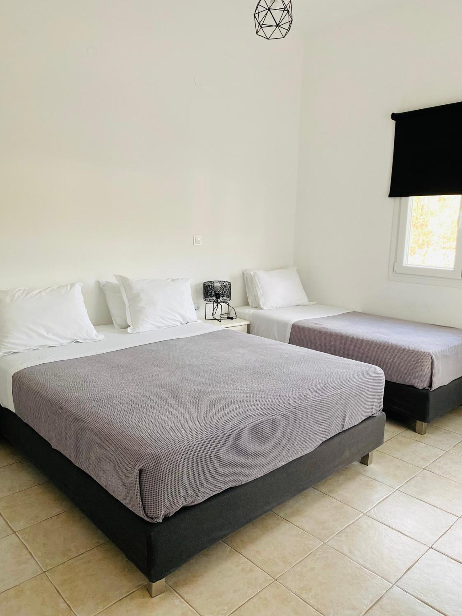 Alkyon Hotel ปาริเกีย ภายนอก รูปภาพ