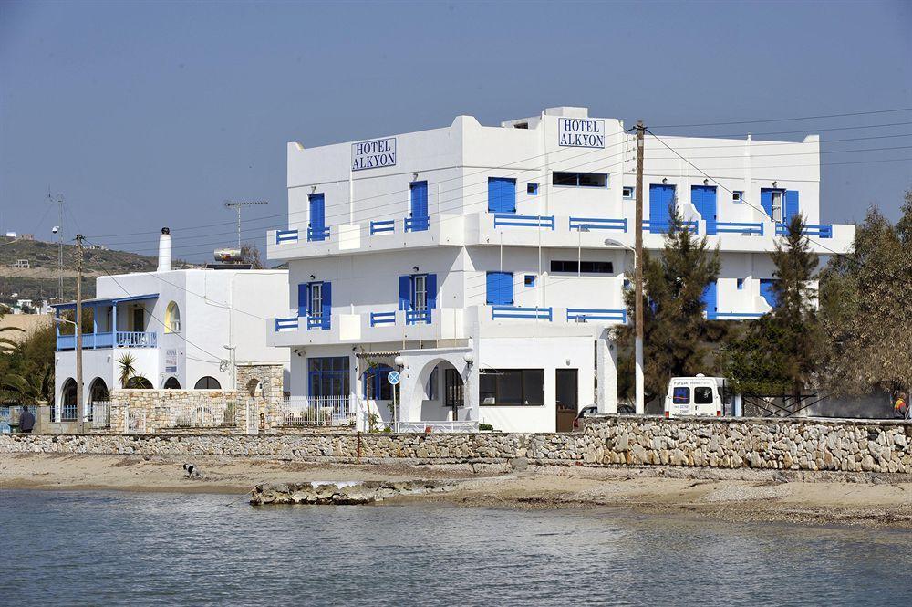 Alkyon Hotel ปาริเกีย ภายนอก รูปภาพ