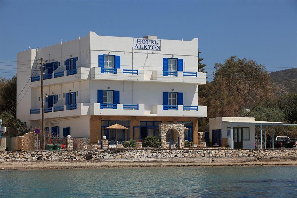 Alkyon Hotel ปาริเกีย ภายนอก รูปภาพ