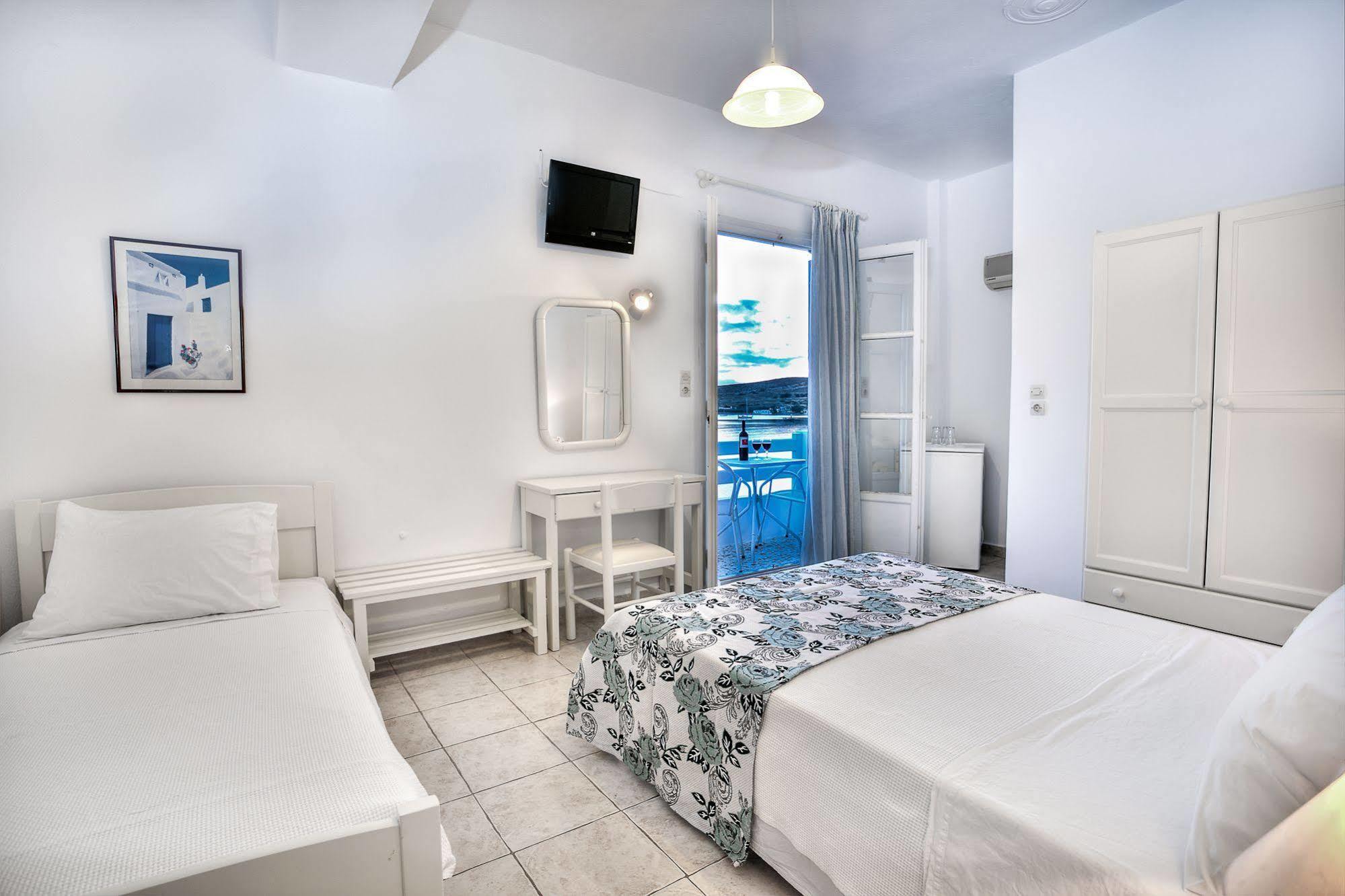 Alkyon Hotel ปาริเกีย ภายนอก รูปภาพ
